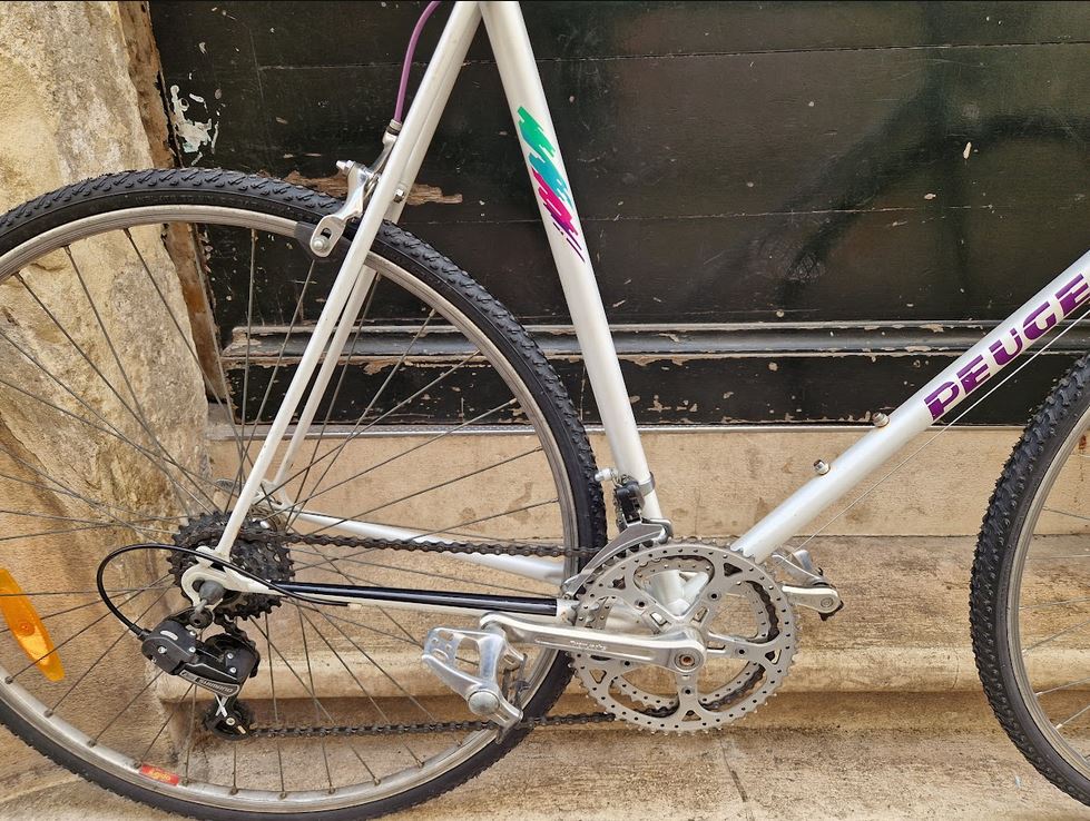 Vélo de route gravel urbain Peugeot T60 reconditionné