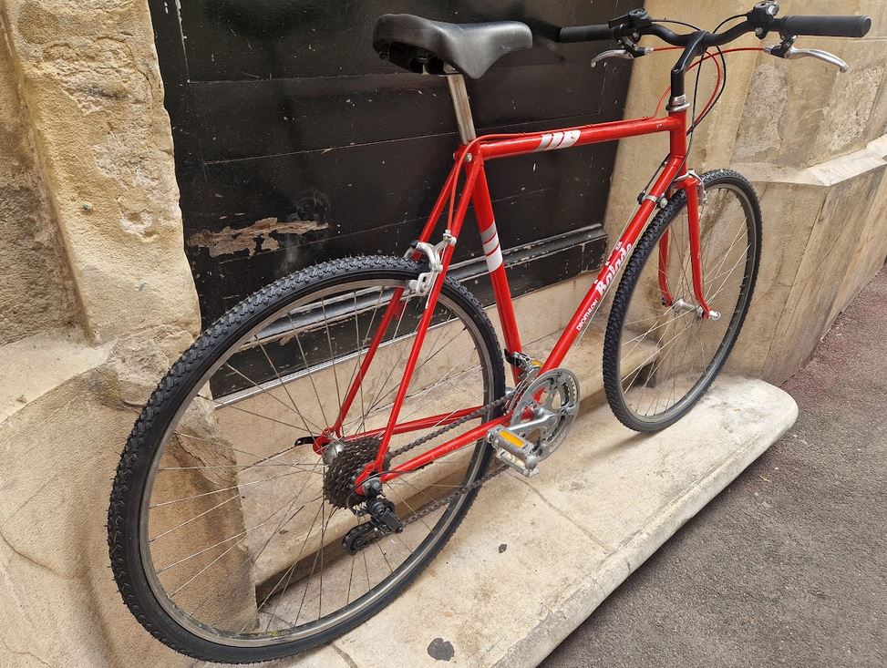 Vélo de route gravel vintage urbain reconditionné