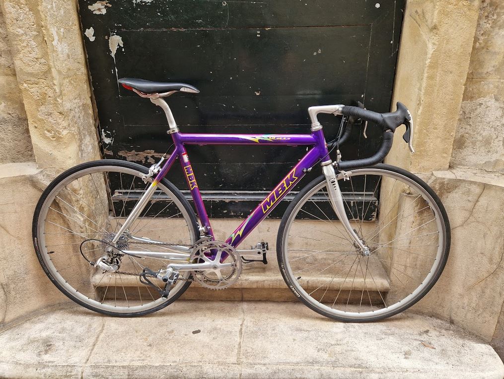 Vélo de course route MBK