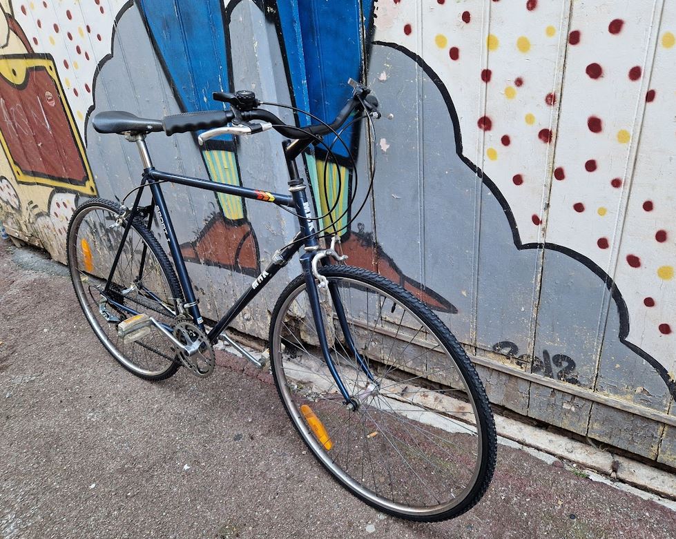 Vélo de route urbain reconditionné MBK