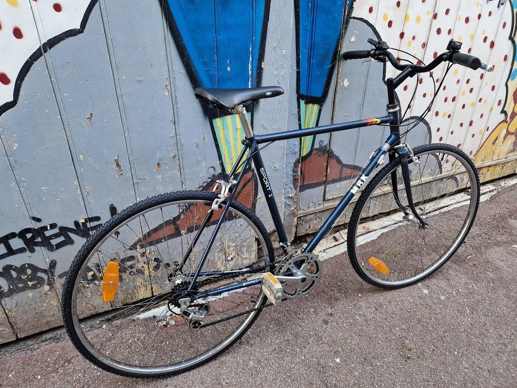 Vélo de route urbain reconditionné MBK