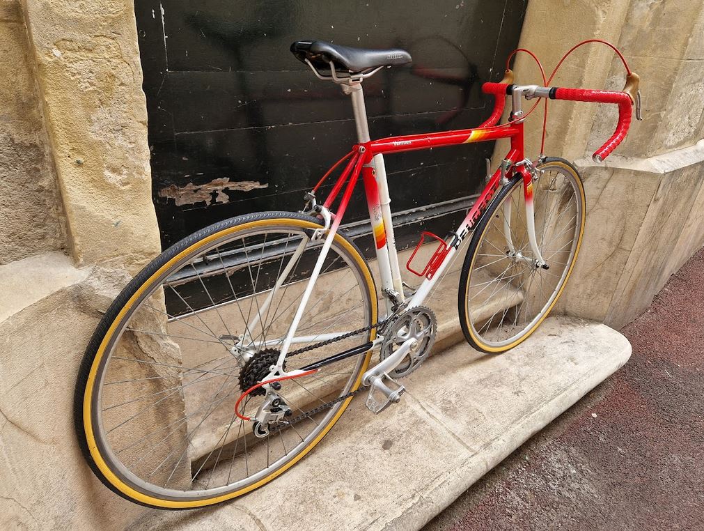 Vélo de route / Course Peugeot Ventoux reconditionné