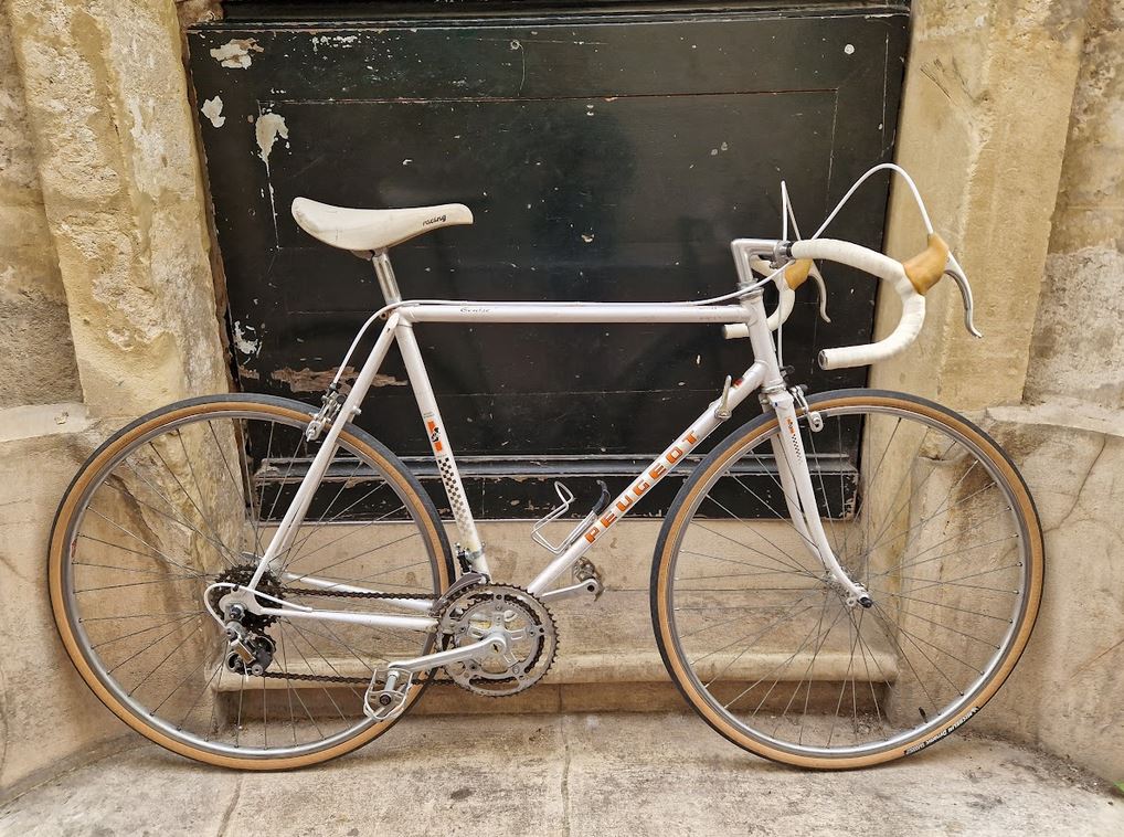 Vélo de route course Peugeot reconditionné