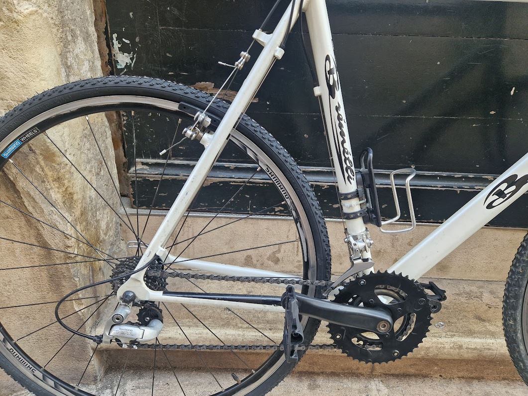 Gravel et randonneuse Bremelli reconditionné