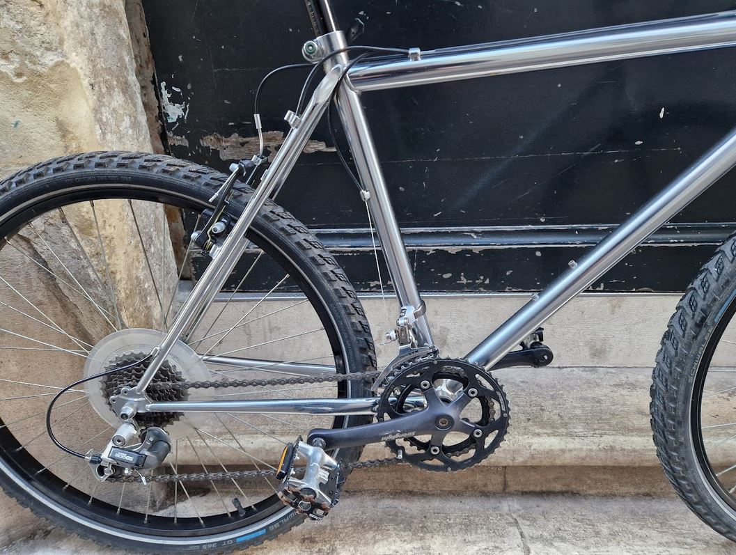 Randonneuse gravel chromée reconditionnée