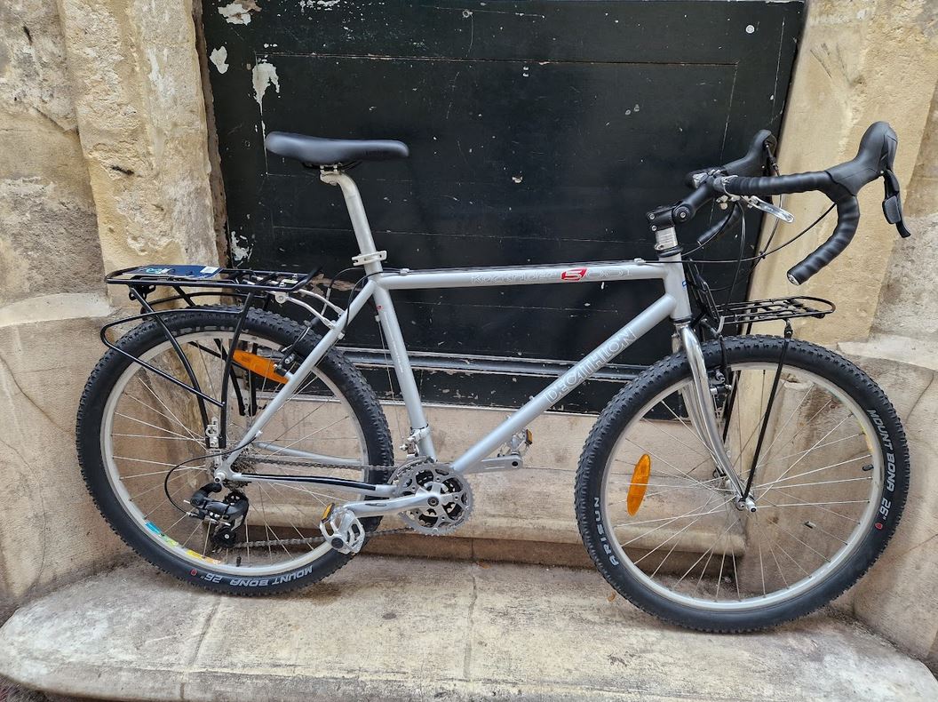 Vélo baroudeur de voyage ou du quotidien gravel Rockrider 500 reconditionné