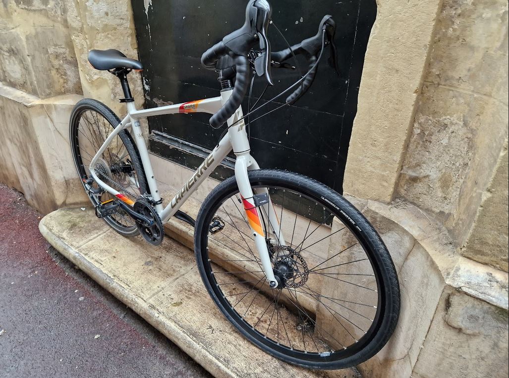 Cyclorandonneuse et gravel Lapierre