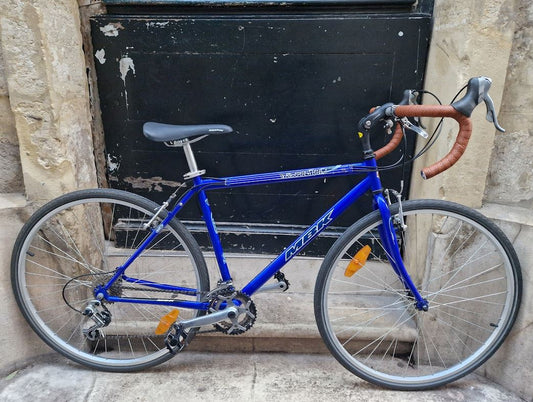 Cyclo randonneuse ou vélo du quotidient MBK blleu reconditionné
