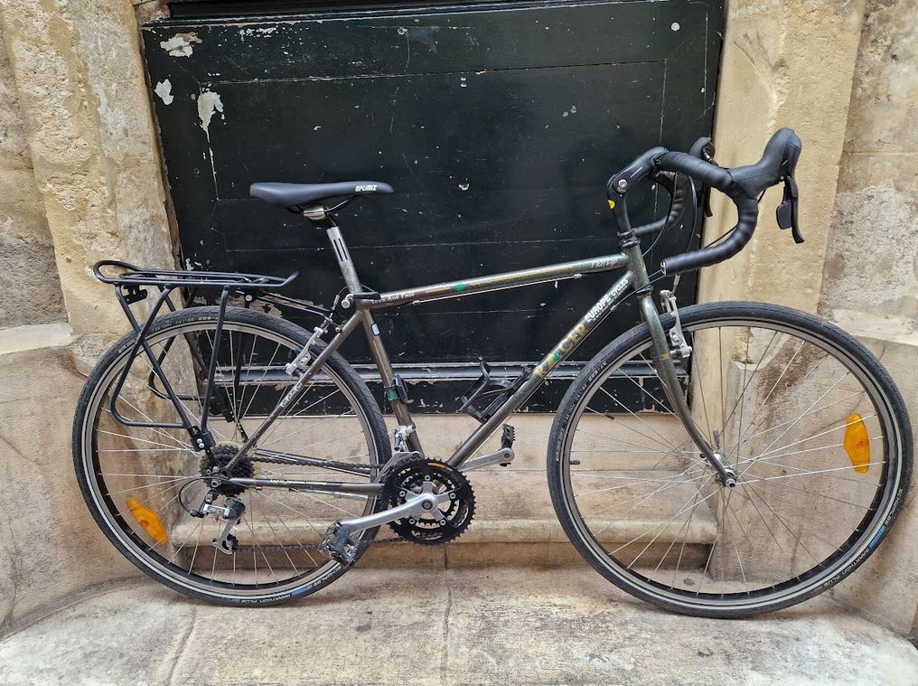 Vélo de voyage et randonneuse Racer