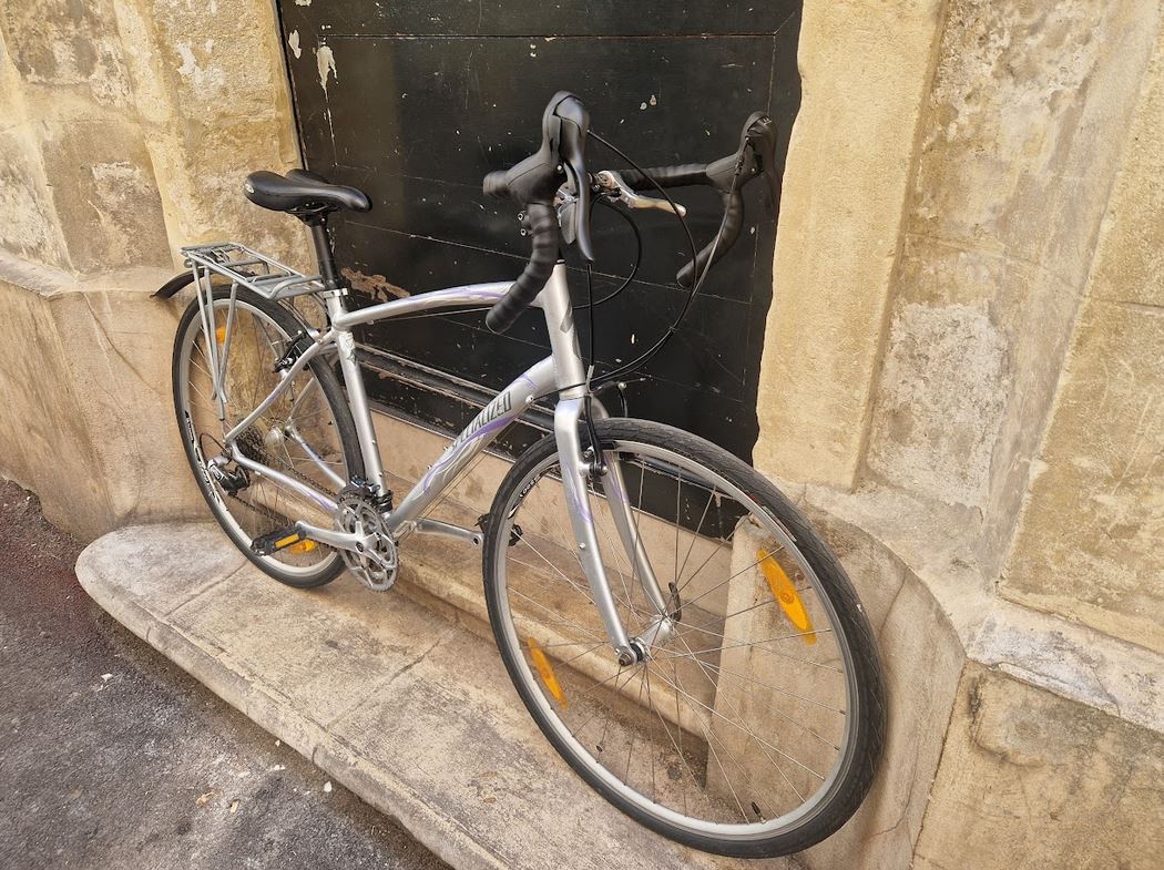Cyclo randonneuse et gravel femme Specialized reconditionné