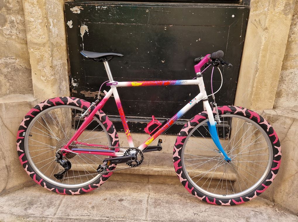 Vélo urbain ou randonneuse du quotidien ou de voyage Liberia reconditionné