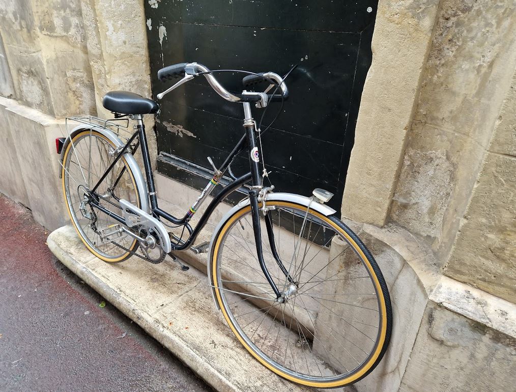 Vélo de ville col de cygne révisé