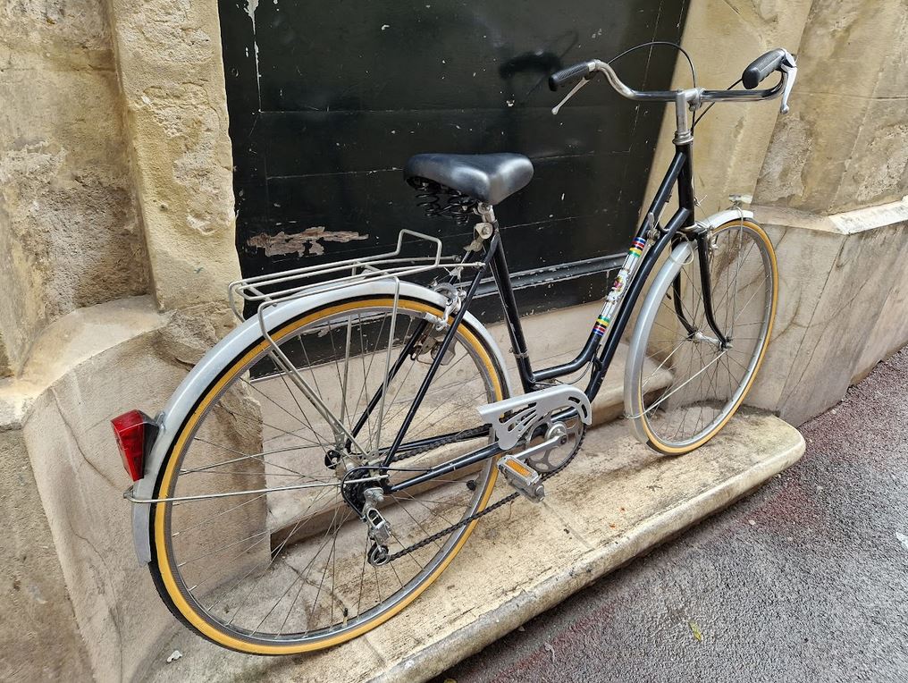 Vélo de ville col de cygne révisé