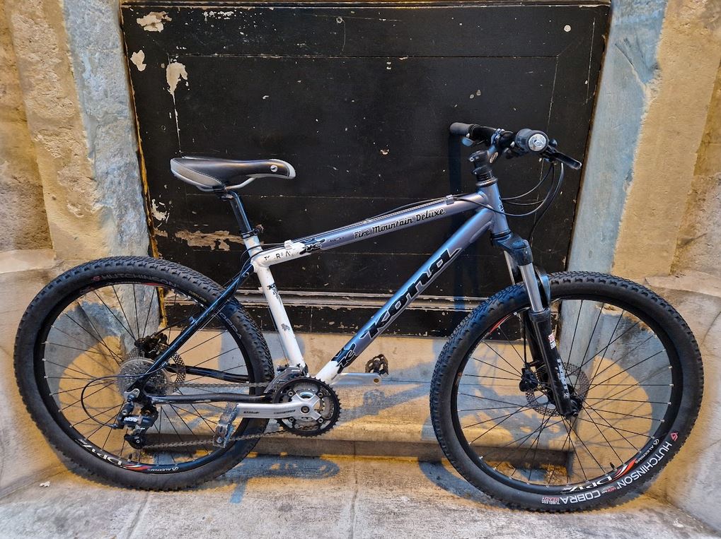 VTT Kona à disque hydraulique en 26 pouces