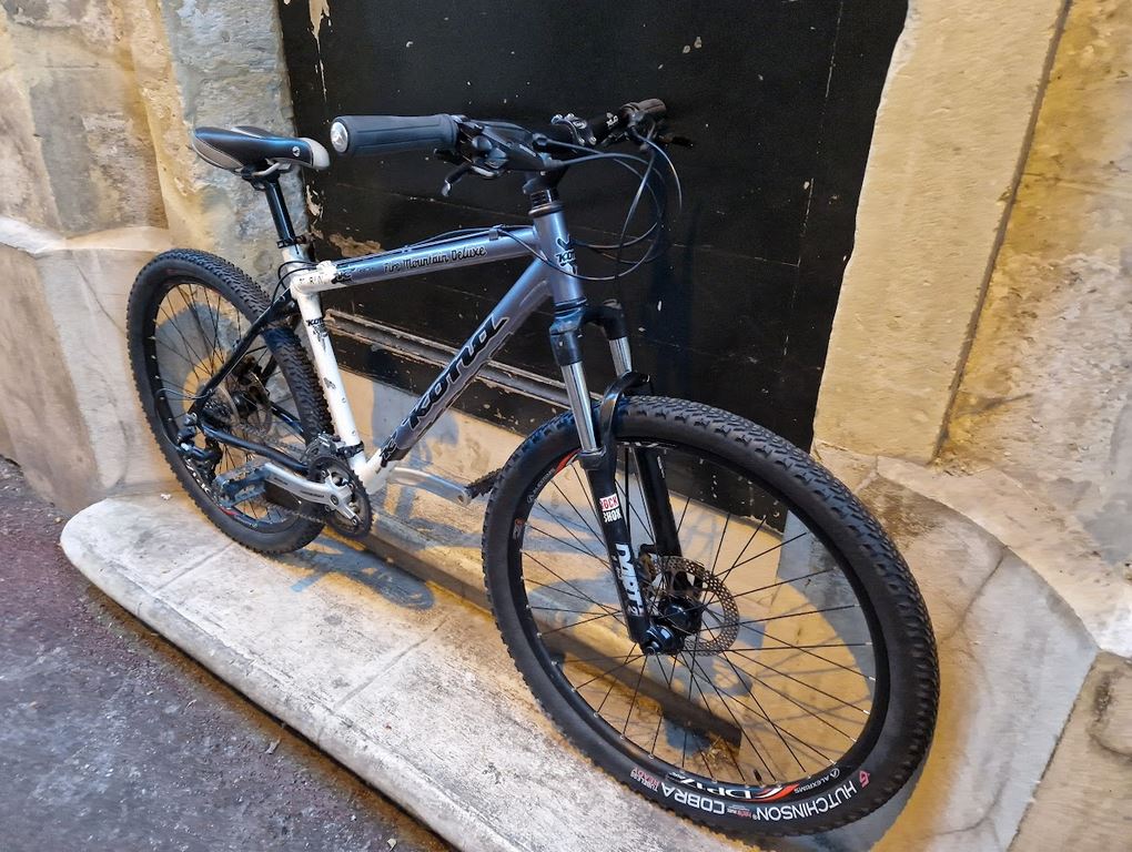 VTT Kona à disque hydraulique en 26 pouces