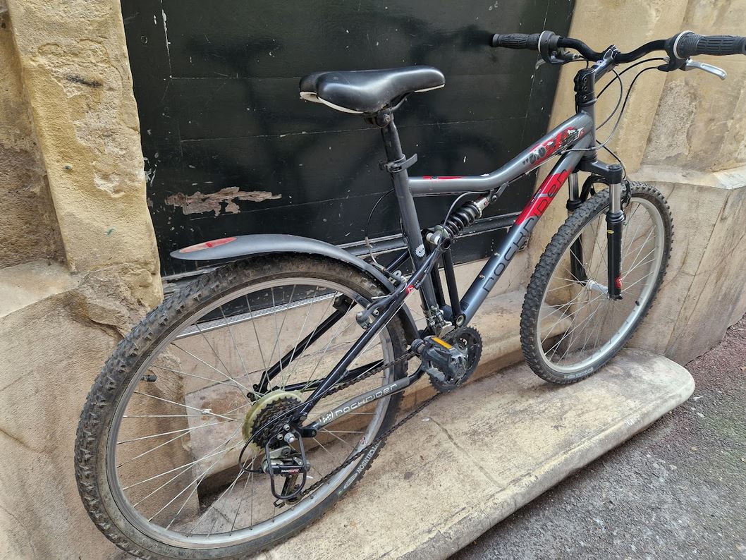 VTT Btwin rockrider tout suspendu reconditionné