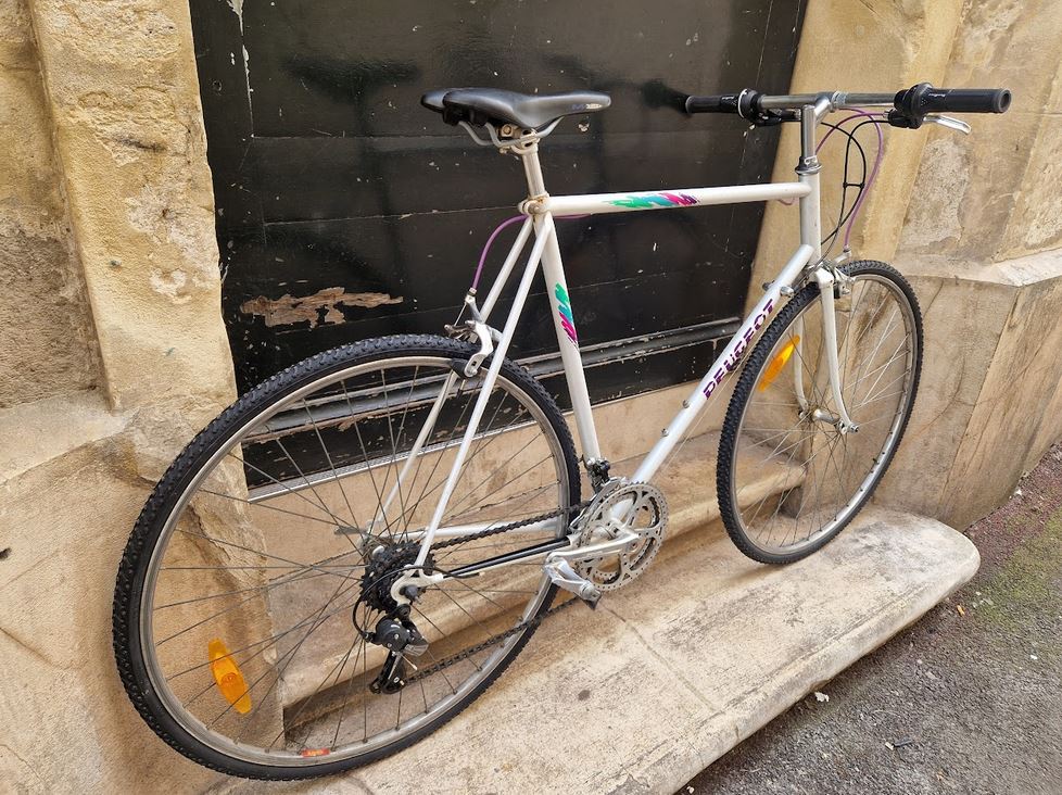Vélo de route gravel urbain Peugeot T60 reconditionné
