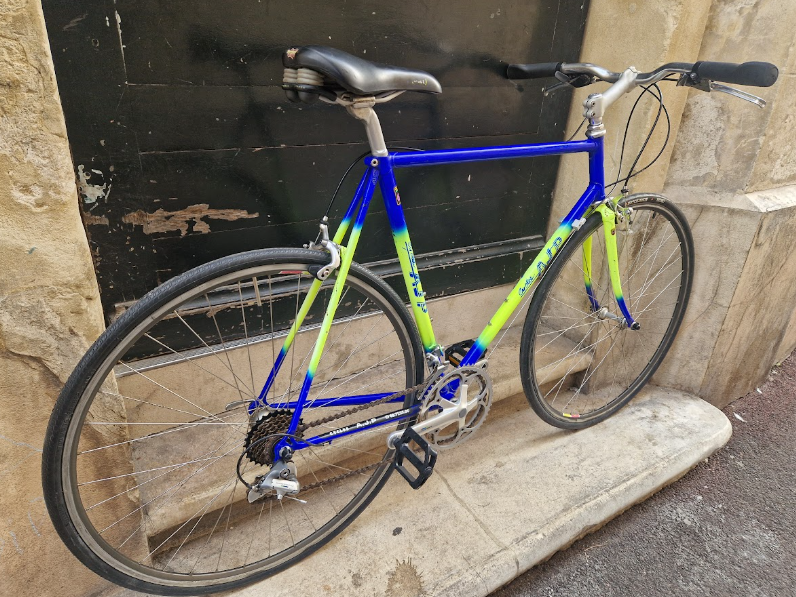 Vélo de route urbain AJP Taille 56 reconditionné