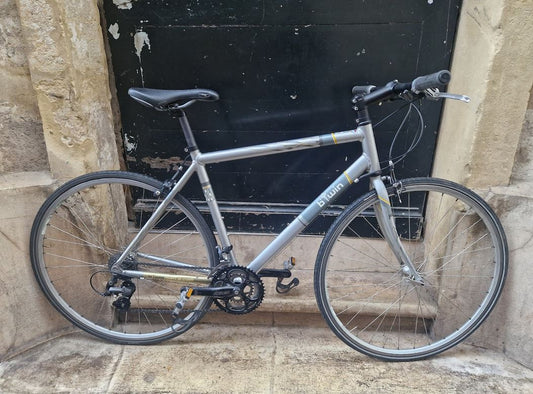 Vélo de route urbain reconditionné