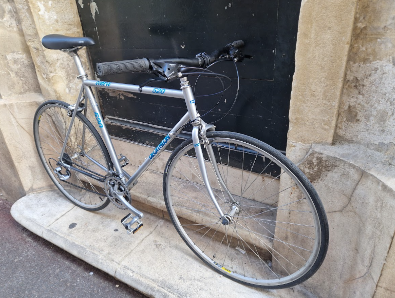 Vélo de route urbain Decathlon Cobra 520 reconditionné