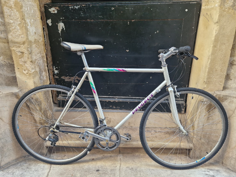 Vélo de route gravel vintage urbain Peugeot reconditionné taille 57