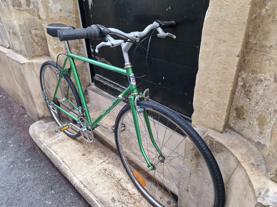 Vélo de route gravel urbain Poulidor reconditionné