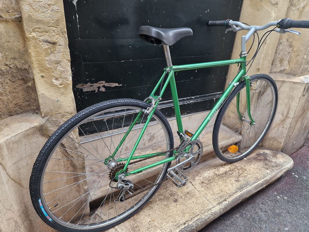 Vélo de route gravel urbain Poulidor reconditionné