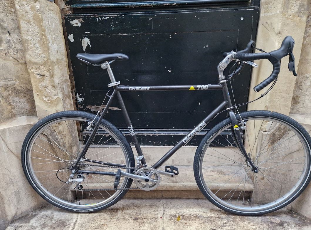 Vélo de voyage ou du quotidien gravel Decathlon 700 reconditionné