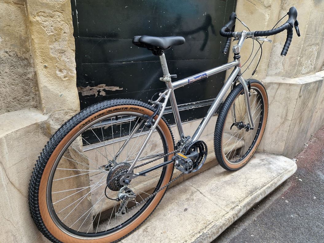 Randonneuse gravel chromée reconditionnée