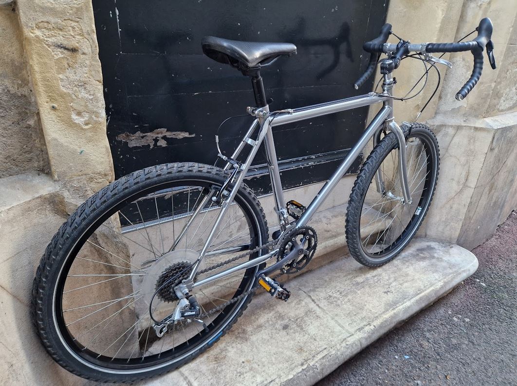 Randonneuse gravel chromée reconditionnée