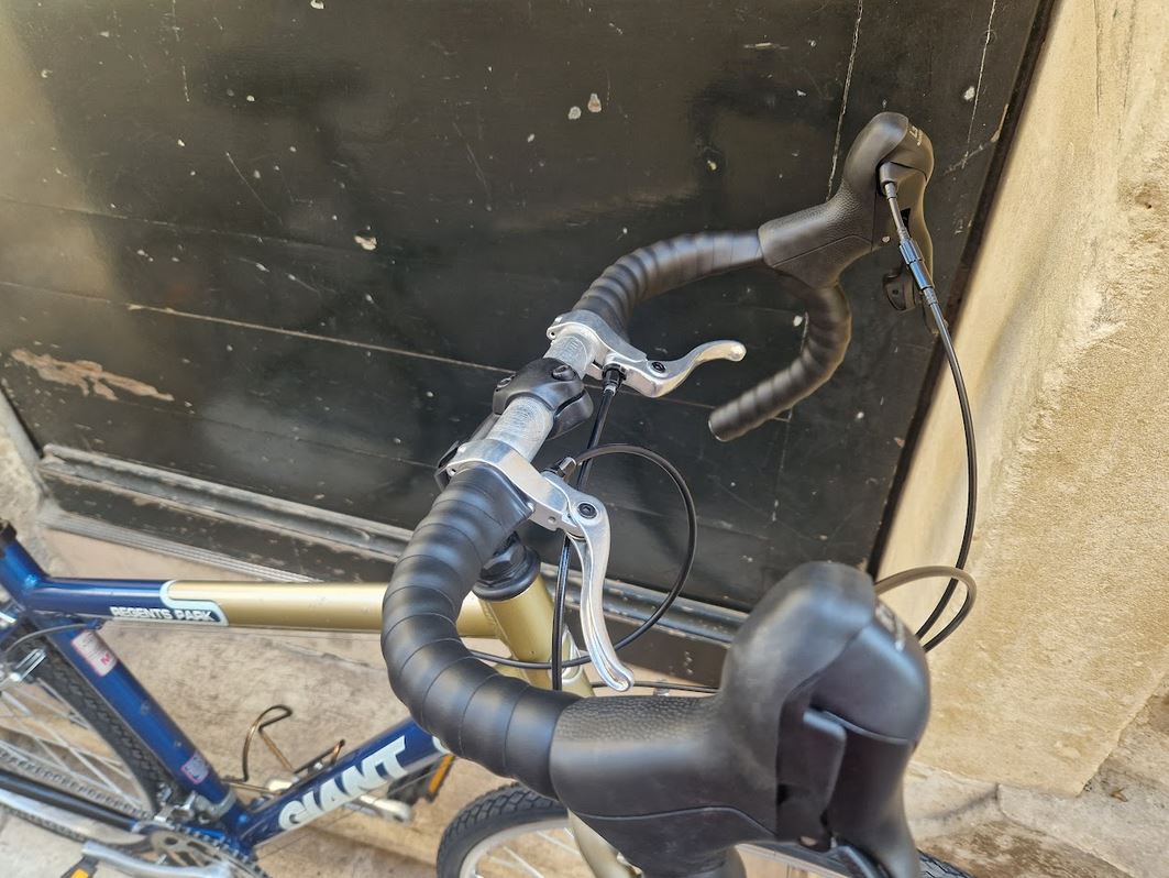 Cyclo randonneuse ou vélo du quotidien Giant reconditionné
