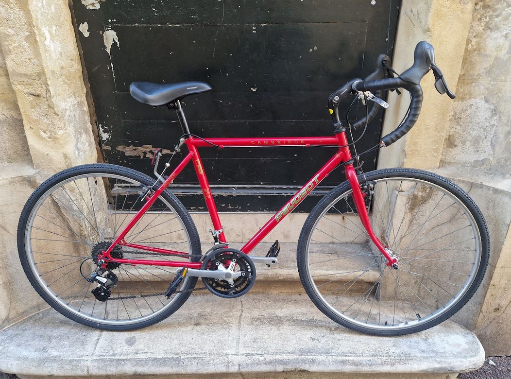 Cyclo randonneuse ou vélo du quotidien Peugeot Cambridge reconditionné