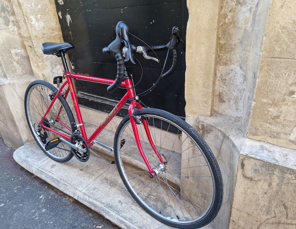 Cyclo randonneuse ou vélo du quotidien Peugeot Cambridge reconditionné