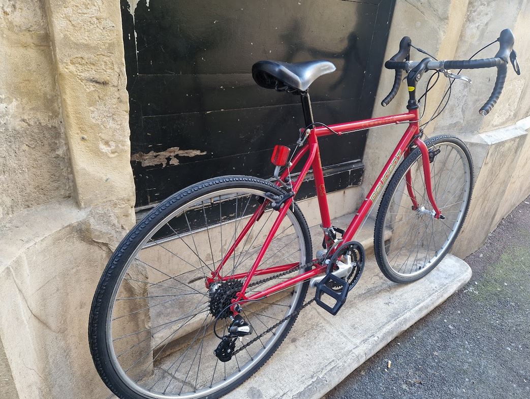 Cyclo randonneuse ou vélo du quotidien Peugeot Cambridge reconditionné