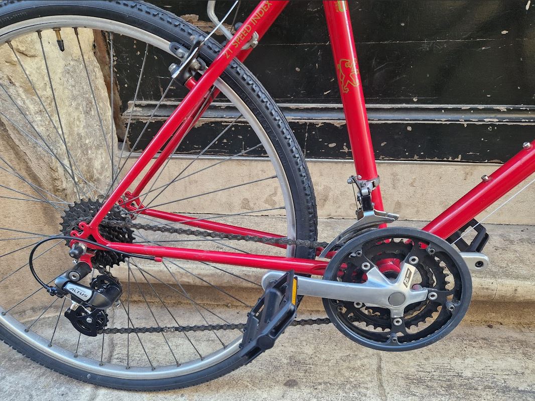 Cyclo randonneuse ou vélo du quotidien Peugeot Cambridge reconditionné