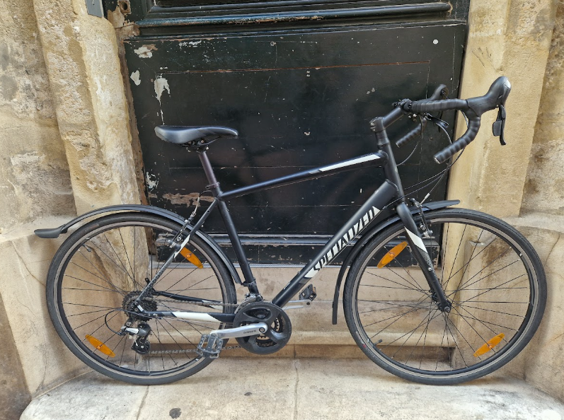 Gravel et randonneuse ou vélo du quotidien Specialized Sirrus reconditionné