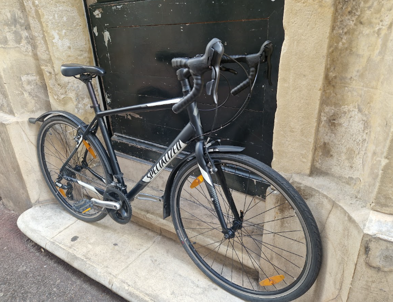 Gravel et randonneuse ou vélo du quotidien Specialized Sirrus reconditionné