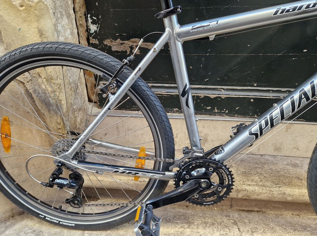 Randonneuse de voyage gravel Specialized reconditionné