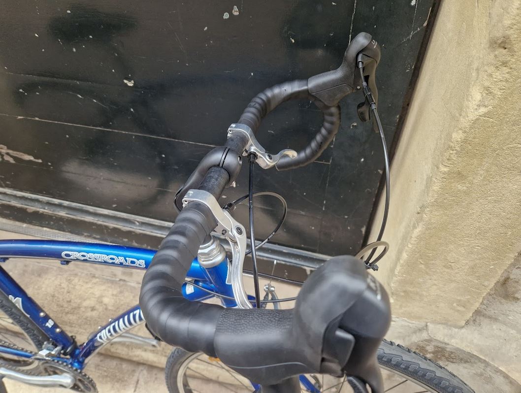 Gravel et randonneuse Specialized reconditionné