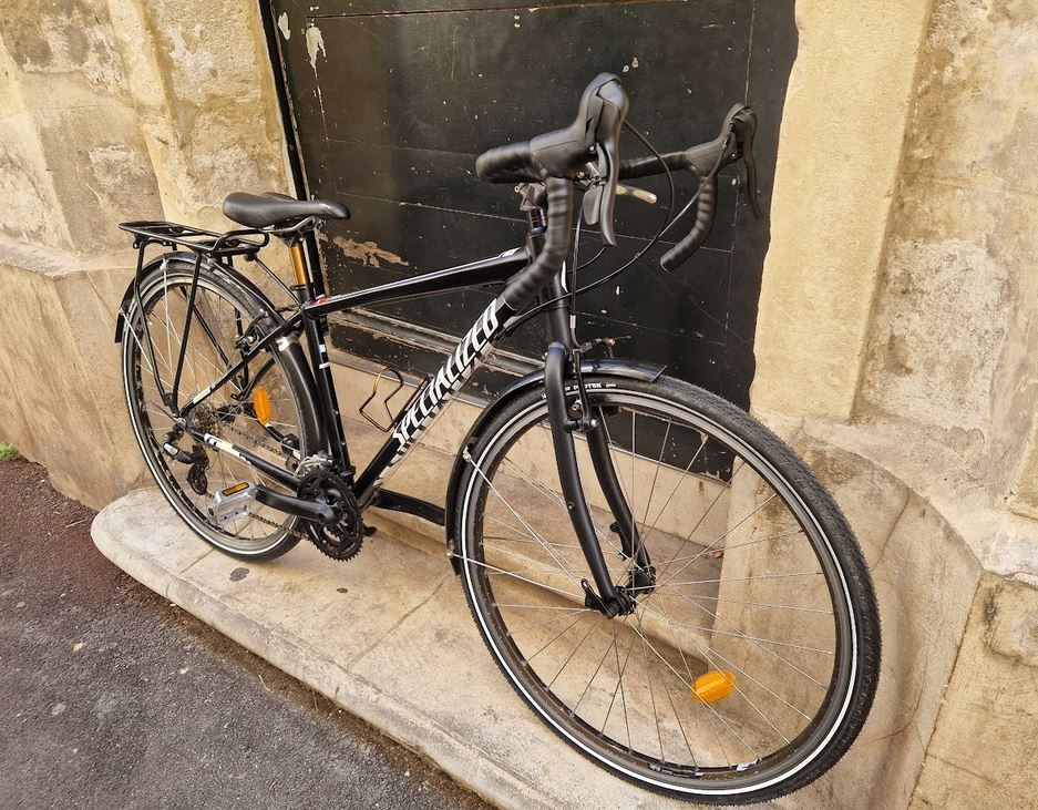 Gravel et randonneuse Specialized reconditionné