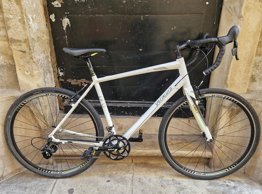 🚲 Specialized Sirrus Pro – Gravel / Voyage / Quotidien – Taille L – 10 kilos - Reconditionné 🛠️