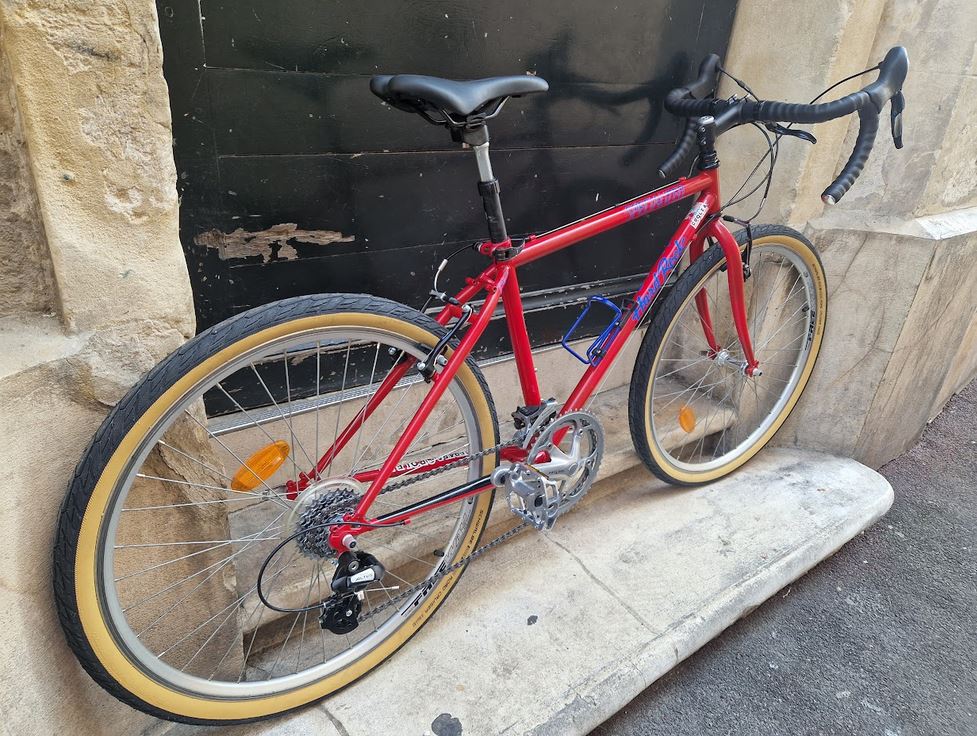 Gravel et randonneuse Specialized Hard Rock reconditionné