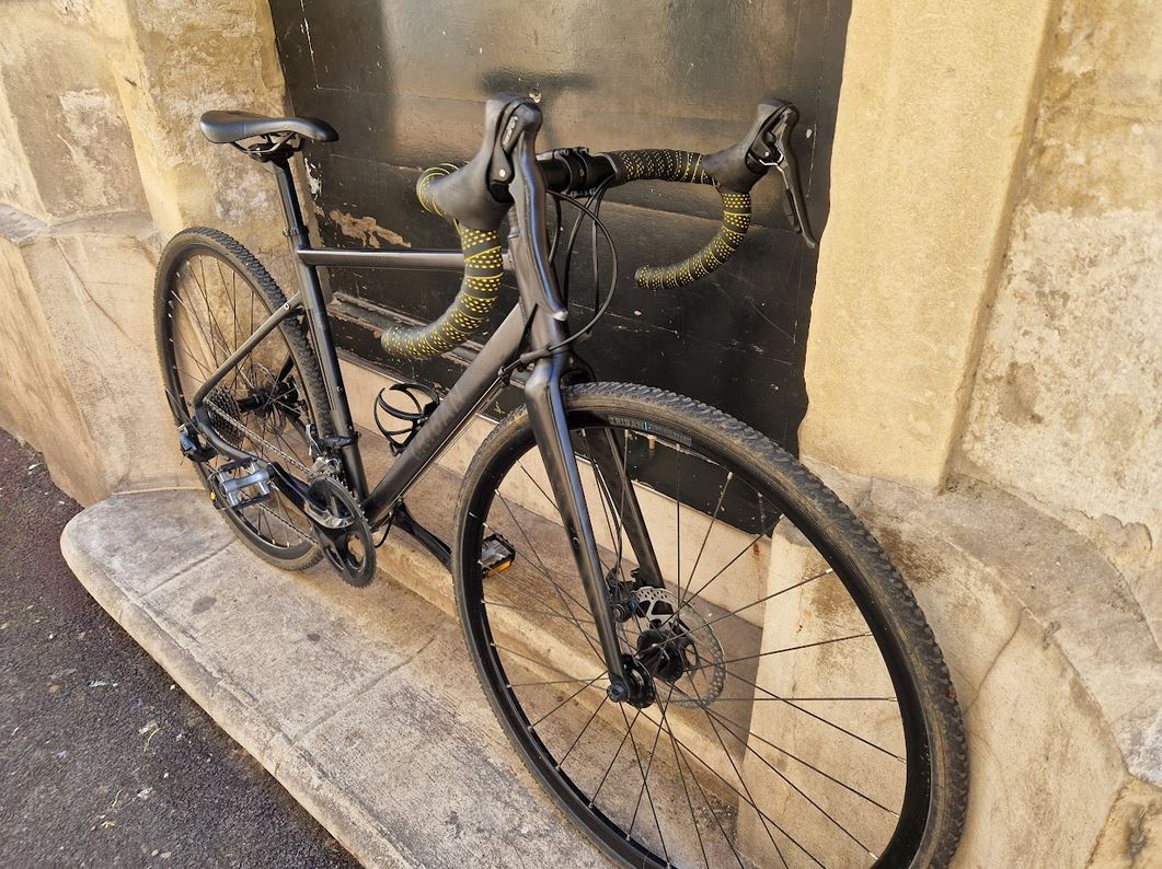 Gravel randonneuse Van Rysel triban RC 500 reconditionné