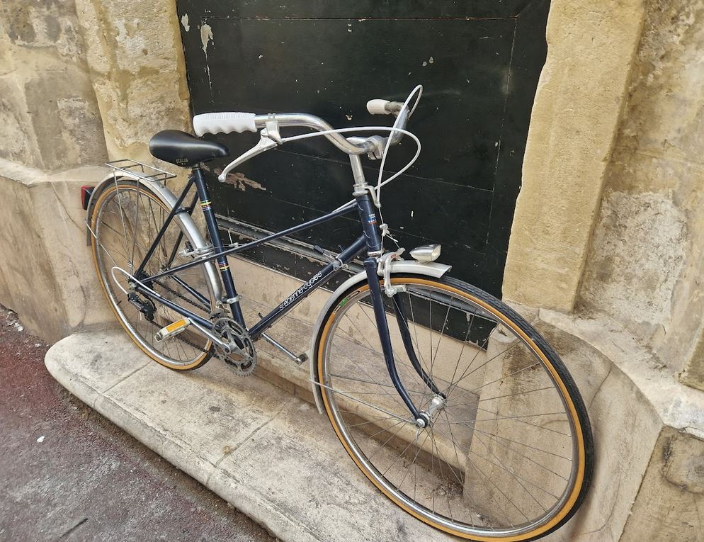 Vélo de ville mixte cycle Etienne