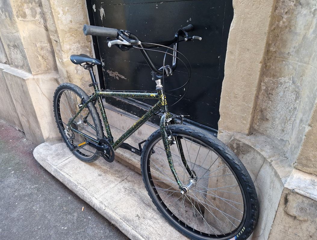 Vélo urbain commuter Canelli reconditionné