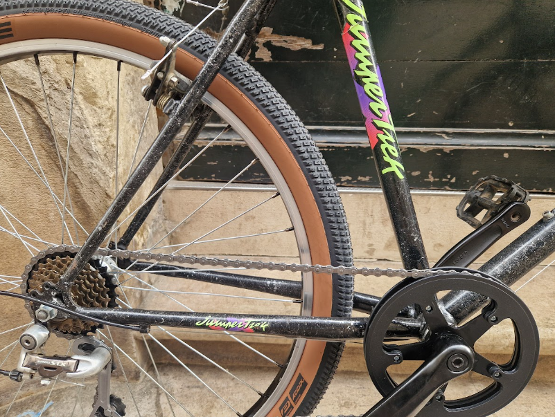 Vélo urbain commuter urbain reconditionné
