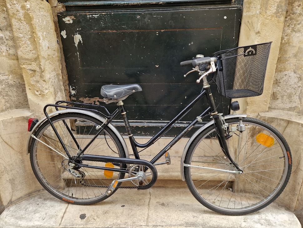 Vélo de ville femme Mistral tout équipé