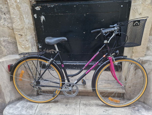 Vélo de ville femme Peugeot tout équipé reconditionné