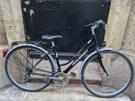 Vélo de ville femme Raleigh reconditionné